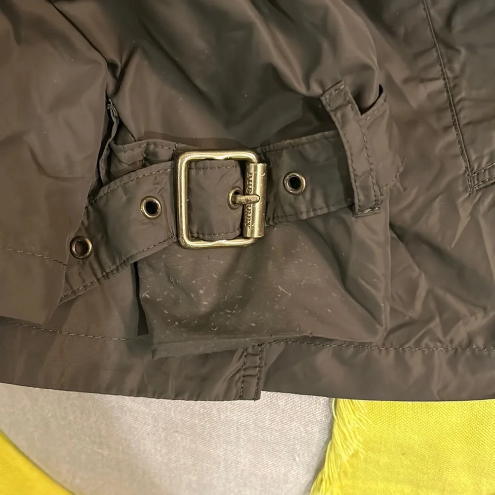Burberry Peasdale Brown Tan Nylon Double Breasted Gold Button Trench Jacket - 8